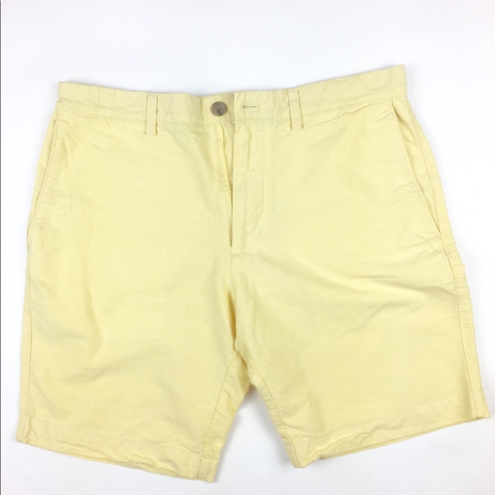 Banana Republic Men's Yellow Shorts